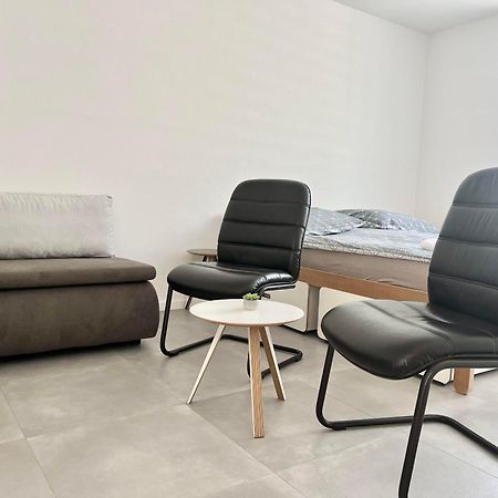 Turčianske Teplice 2 Moderne Apartmany 19 A 95 V Sukromi V Centre Mesta מראה חיצוני תמונה